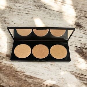 💫 Reema Glow Digger Highlighter Trio Palette